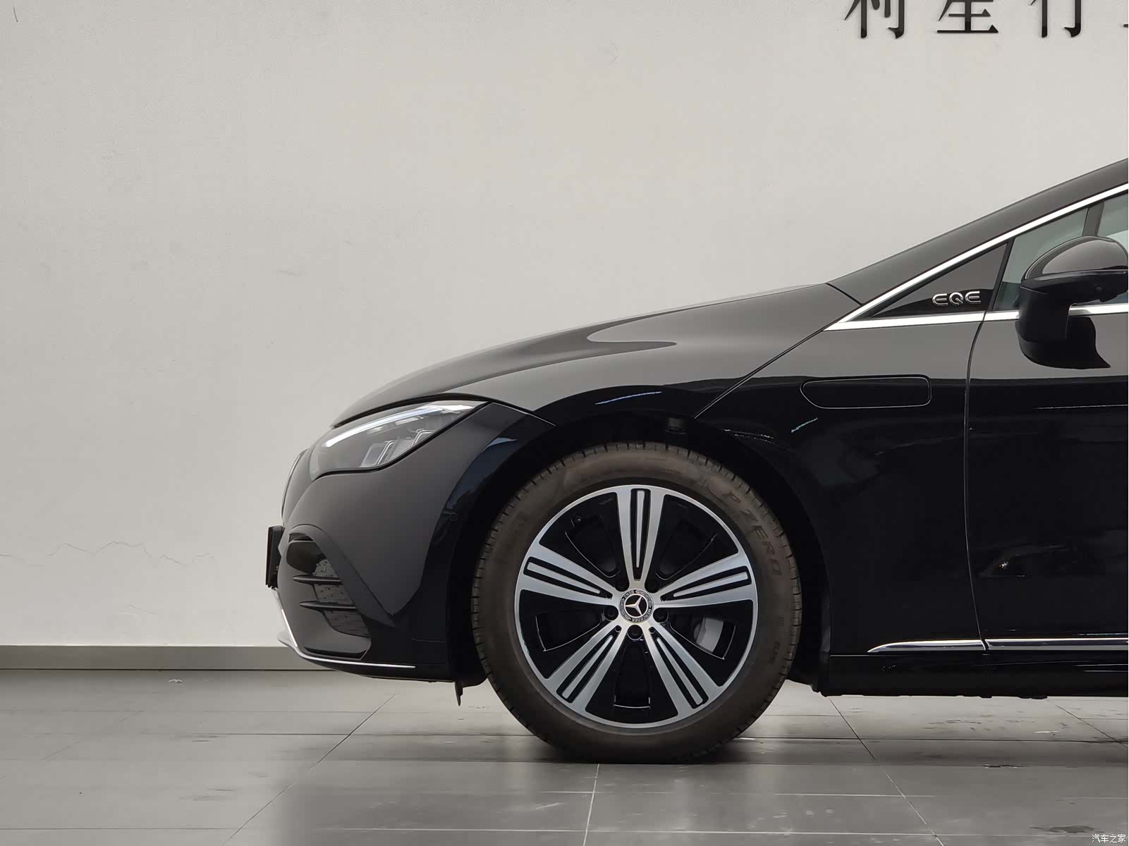 Mercedes-Benz EQE, 2025 17