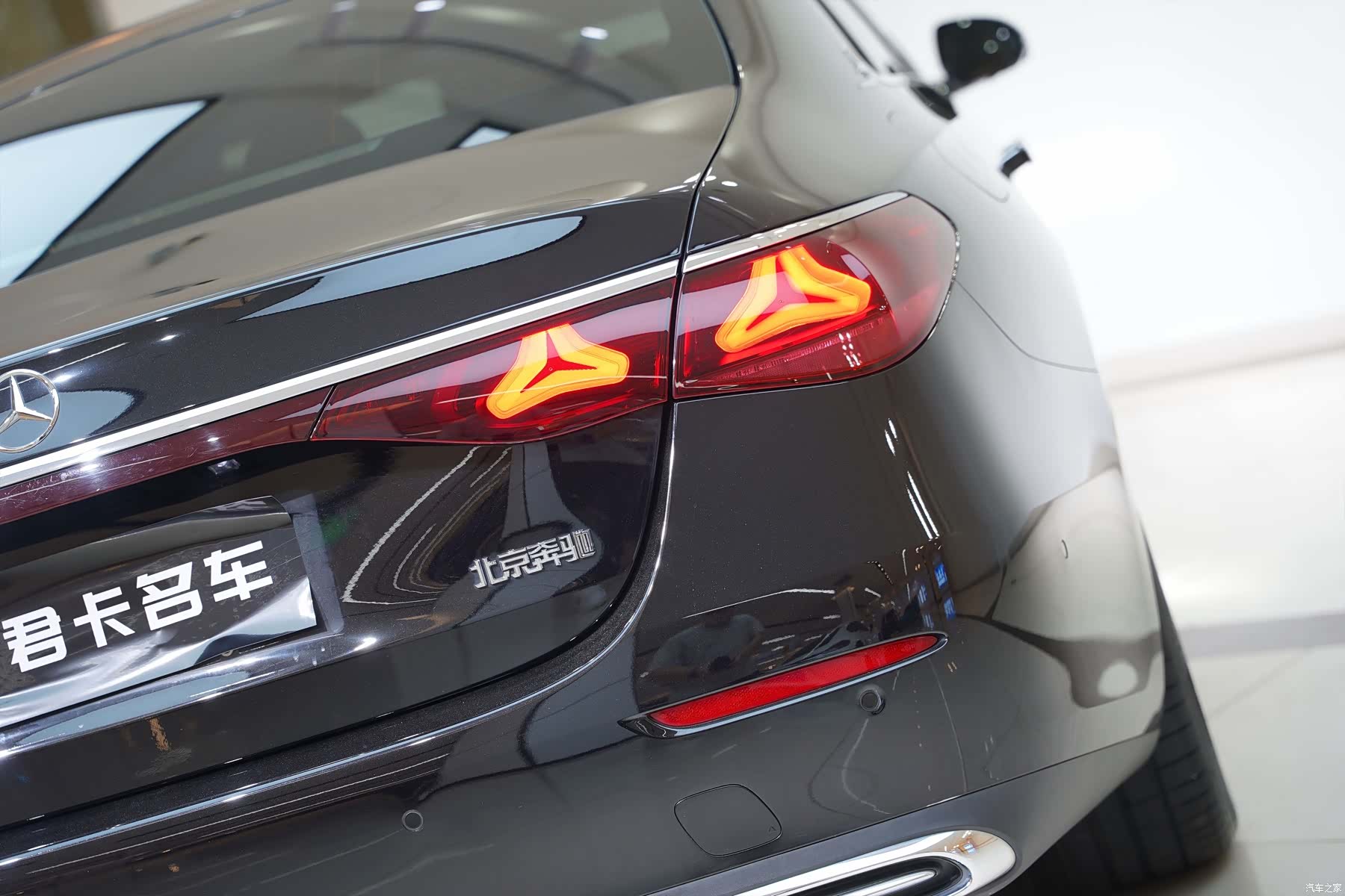 Mercedes-Benz E-Class, 2024 8