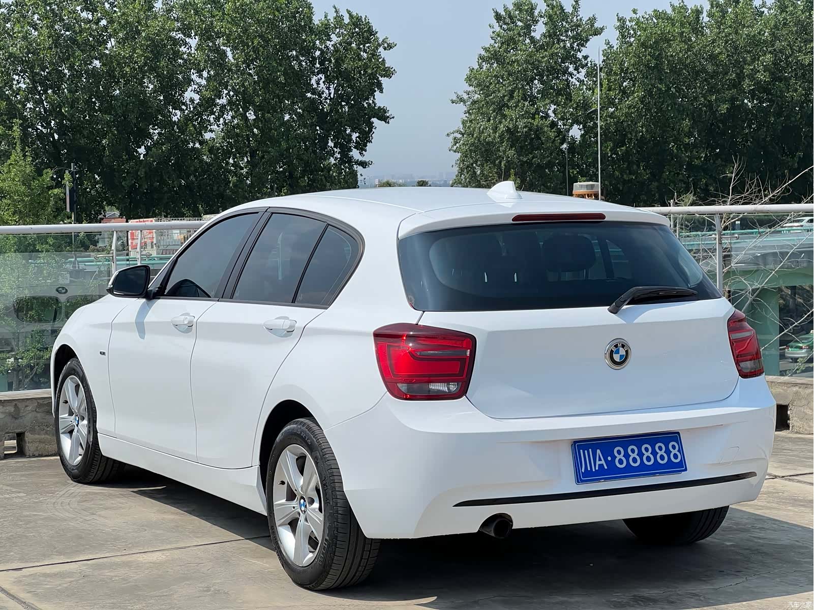 BMW 1 Series, 2013 15