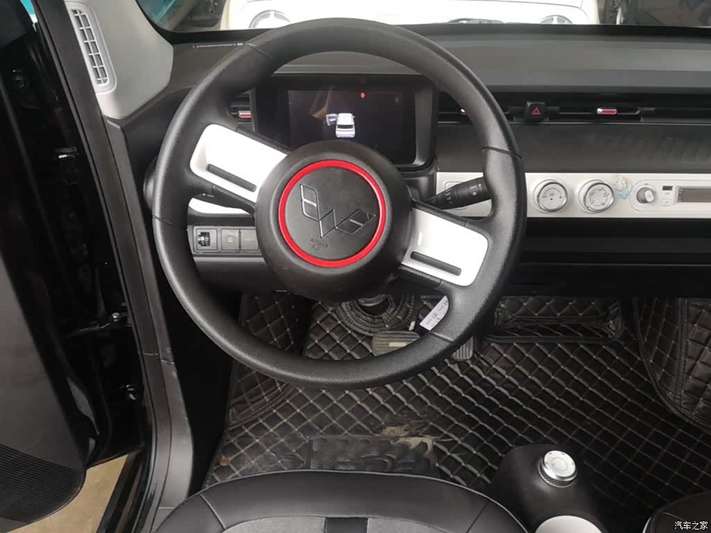 Wuling MINIEV, 2022 11