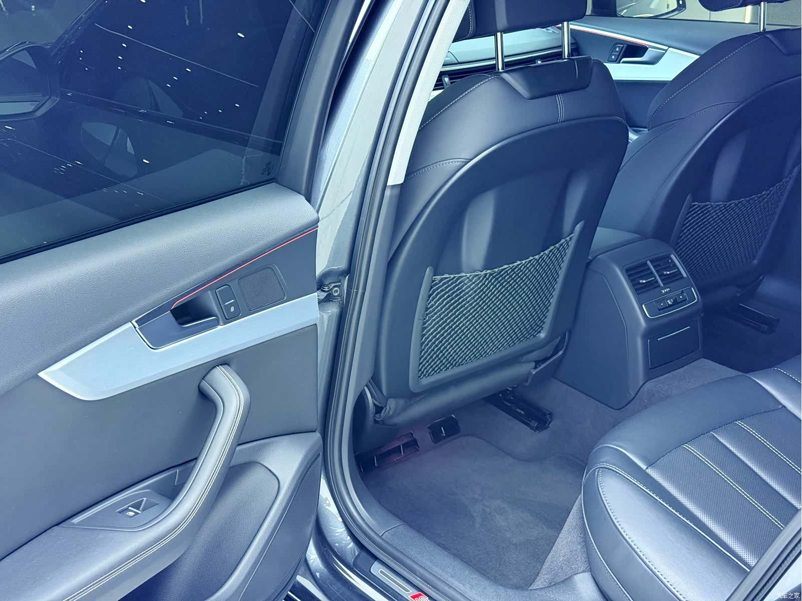 Audi A4L, 2023 8