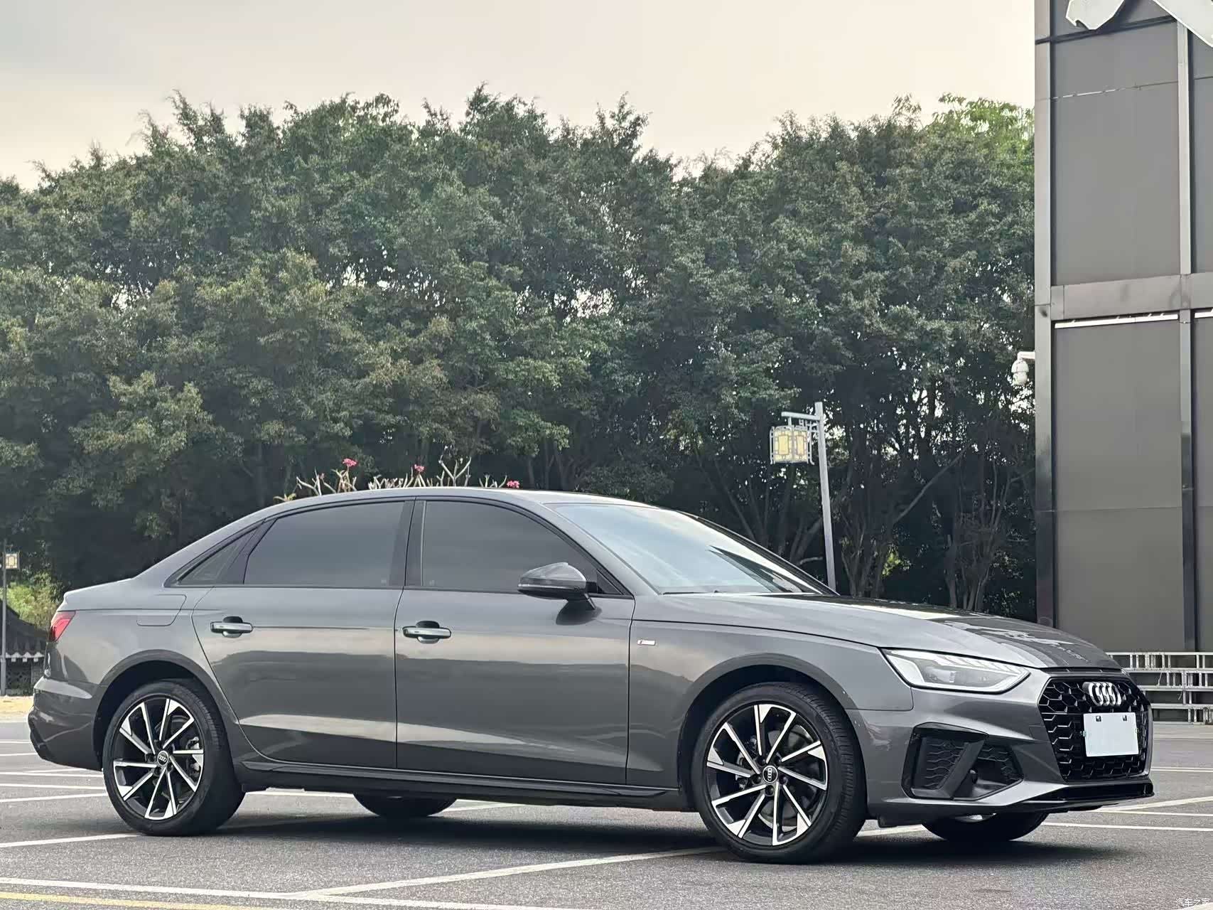 Audi A4L, 2023 3
