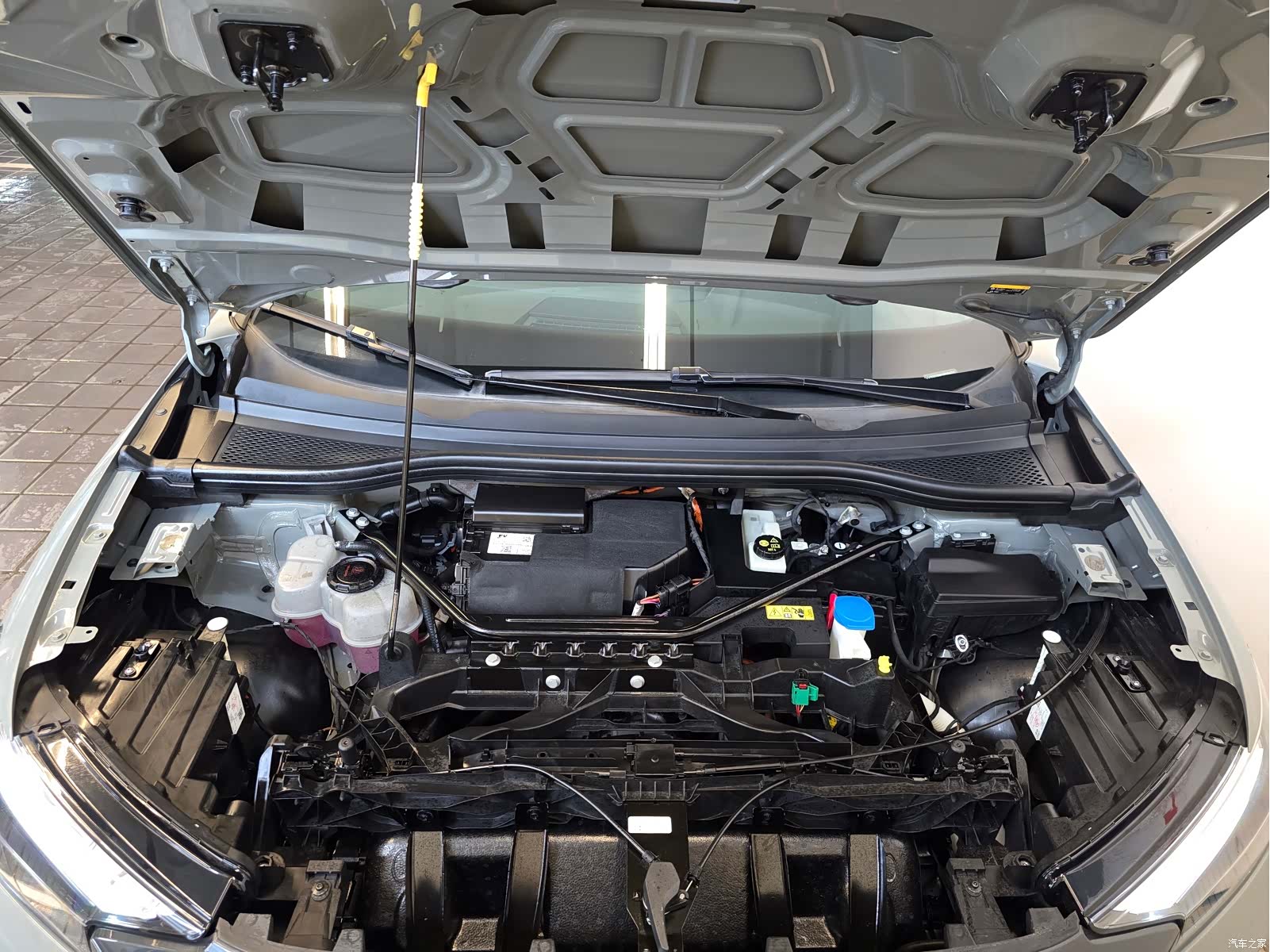 Audi Q4 e-tron, 2024 13