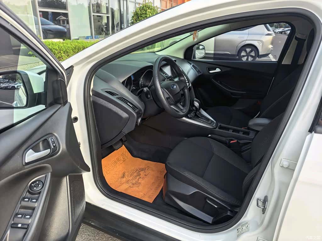 Ford Focus, 2017 7