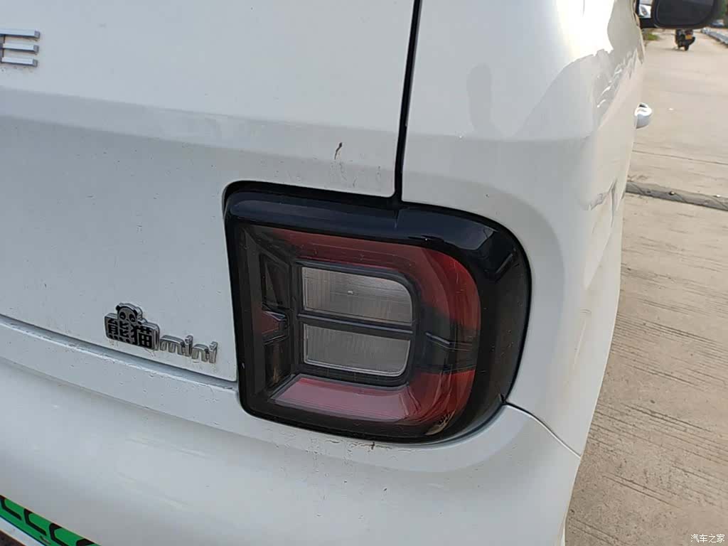 Geely Panda, 2025 8