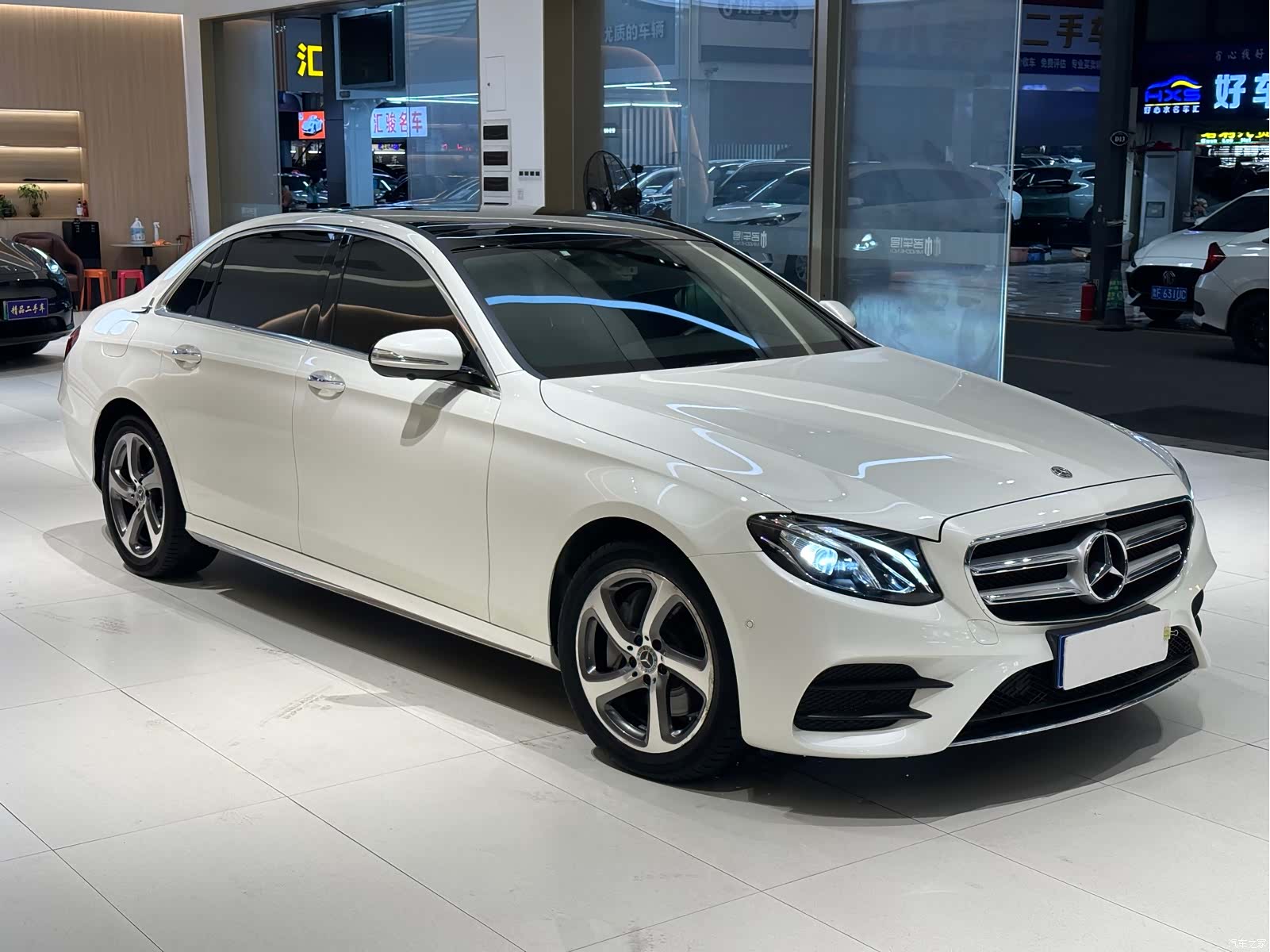 Mercedes-Benz E-Class, 2018 3