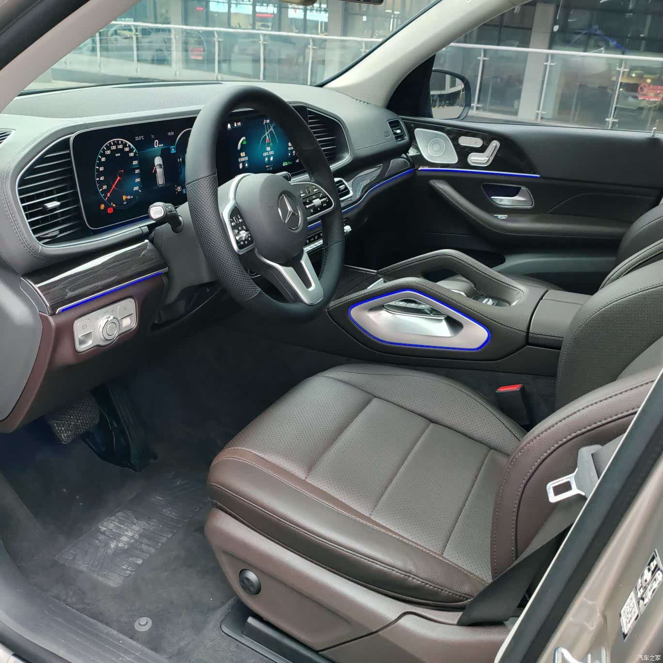Mercedes-Benz GLE, 2020 4