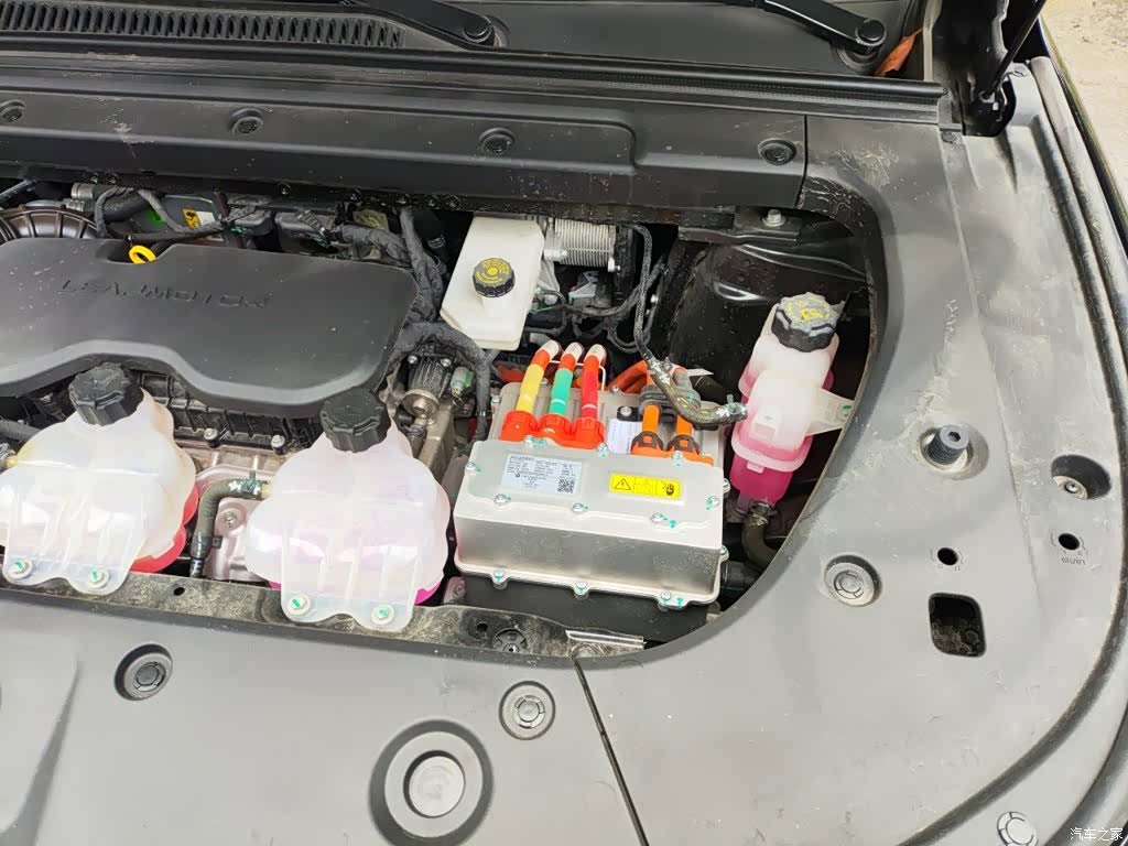 Leapmotor C10, 2025 24