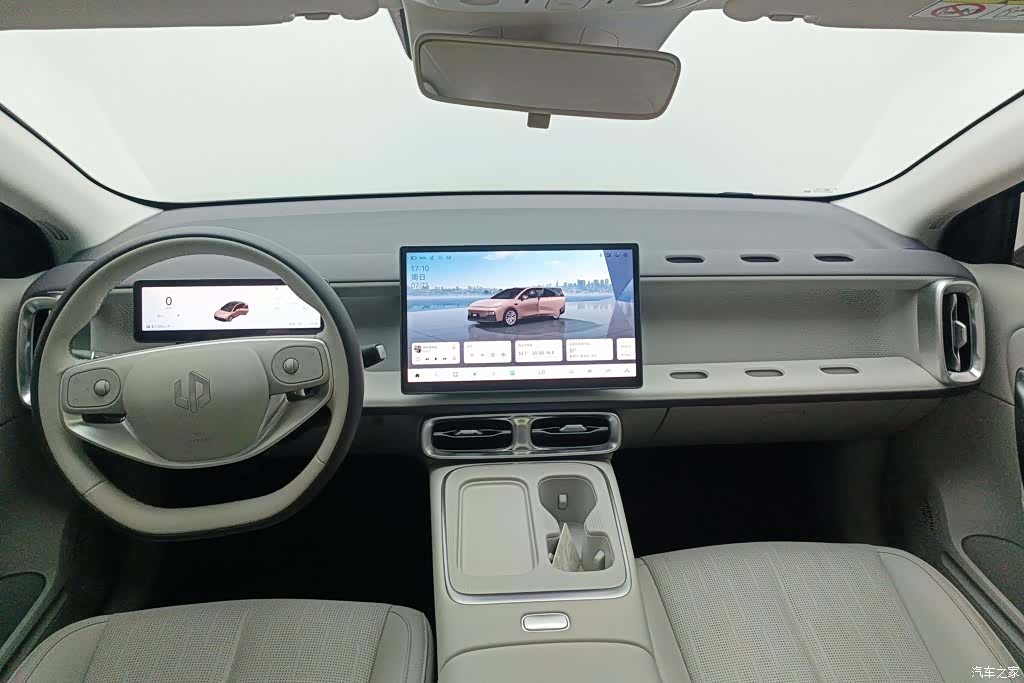 Leapmotor B01, 2025 12