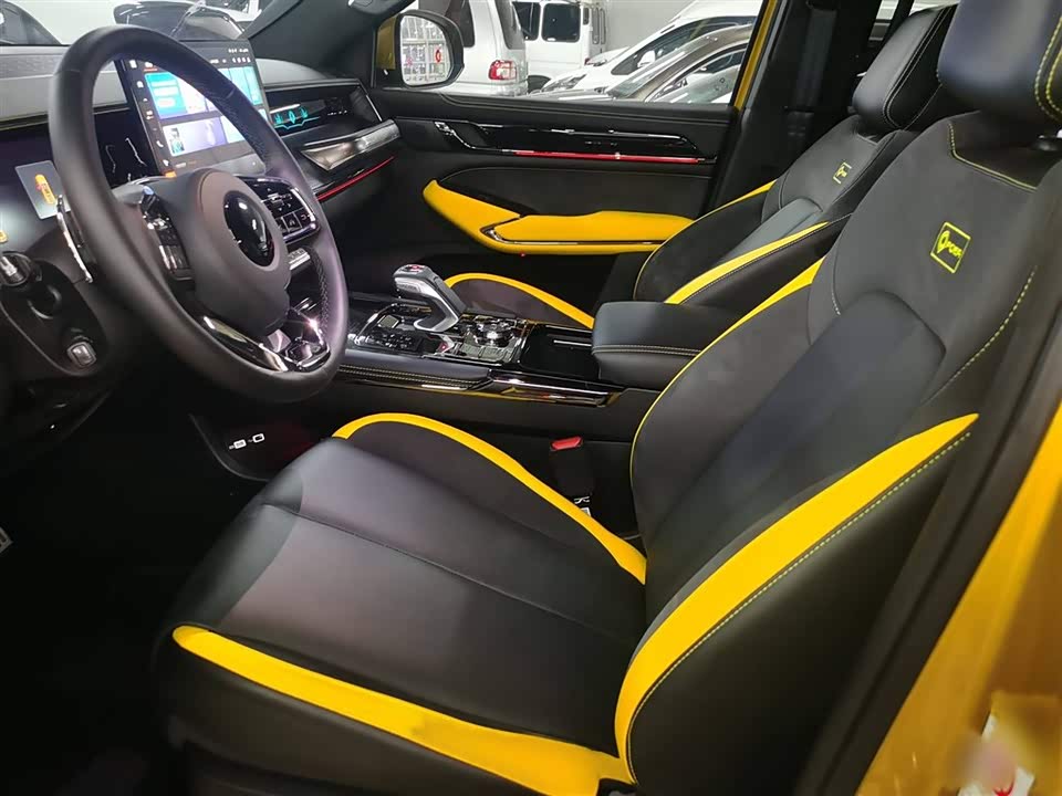 Great Wall Mountain and sea cannon