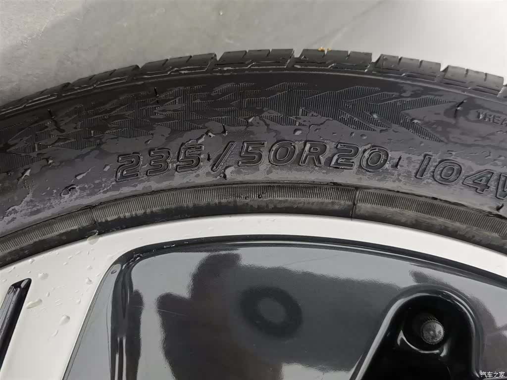 Audi Q4 e-tron, 2023 24