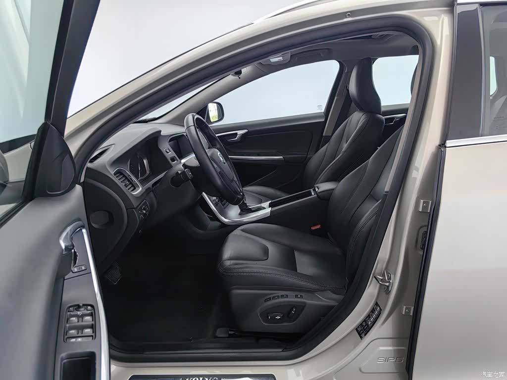 Volvo V60, 2017 10