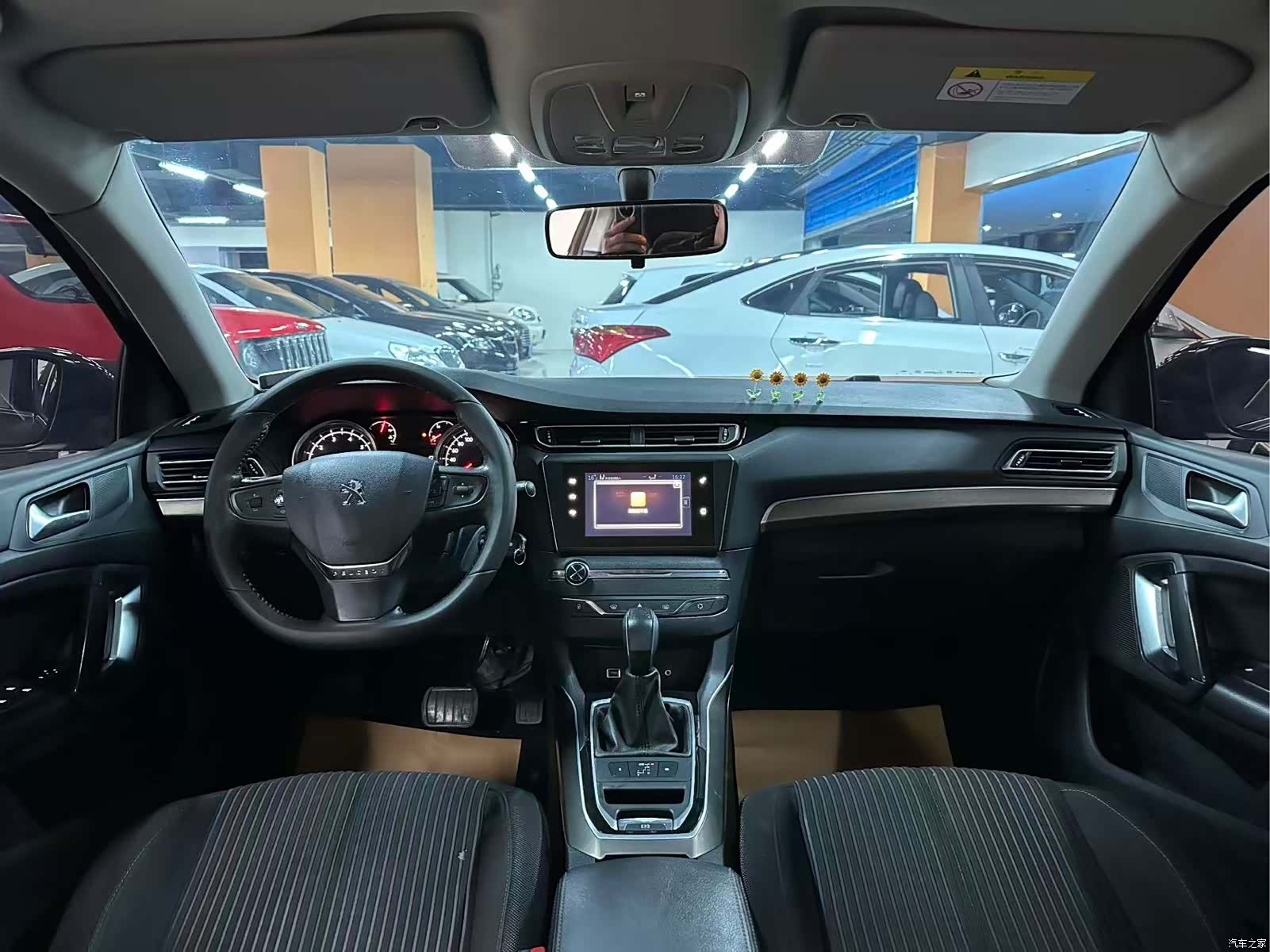 Peugeot 408, 2016 4