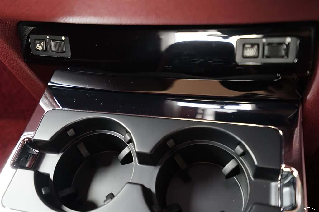 Rolls-Royce Phantom, 2012 18