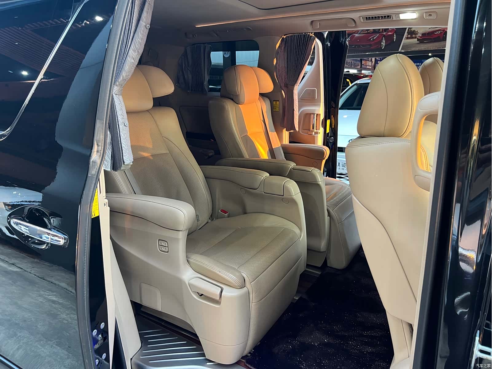 Toyota Alphard, 2012 10