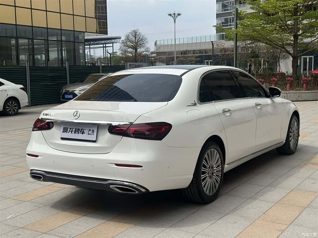 Mercedes-Benz E-Class, 2022 6