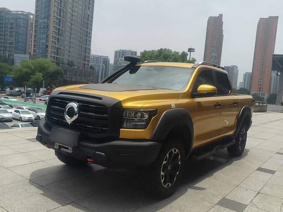 Great Wall Mountain and sea cannon
