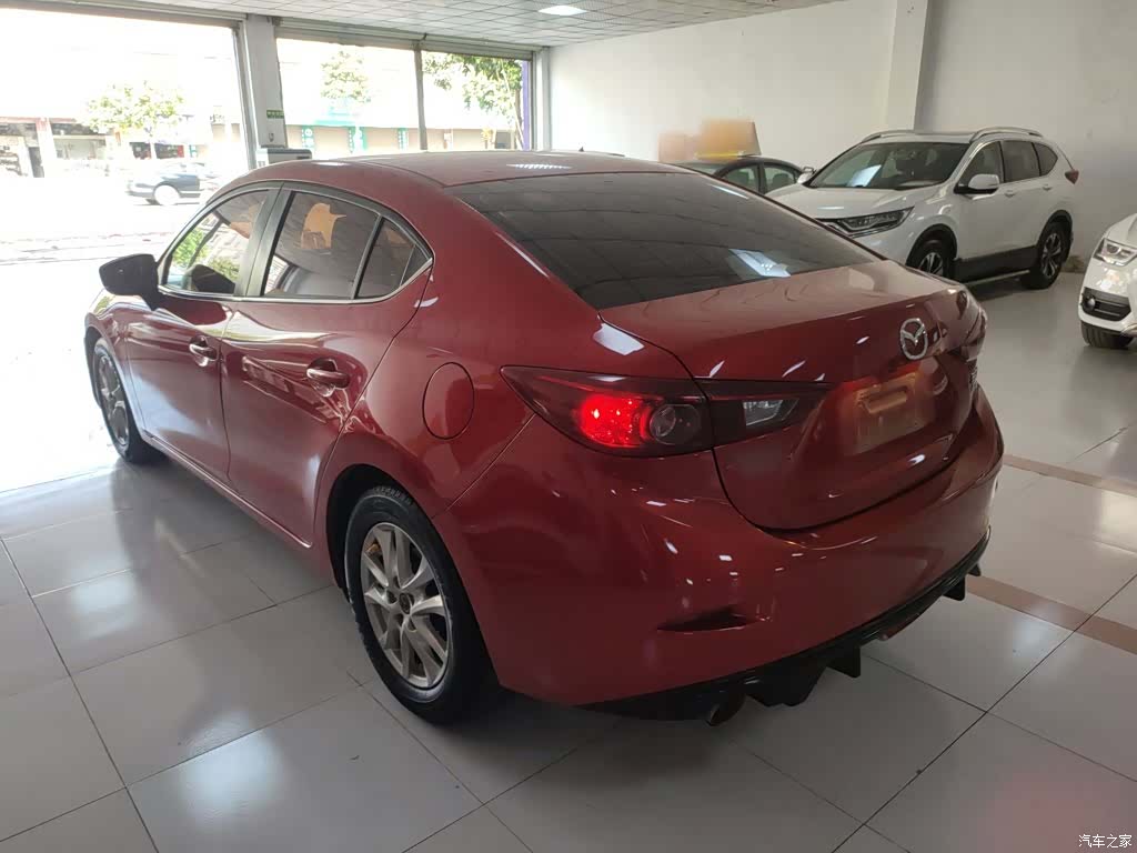 Mazda Mazda3, 2019 все фото