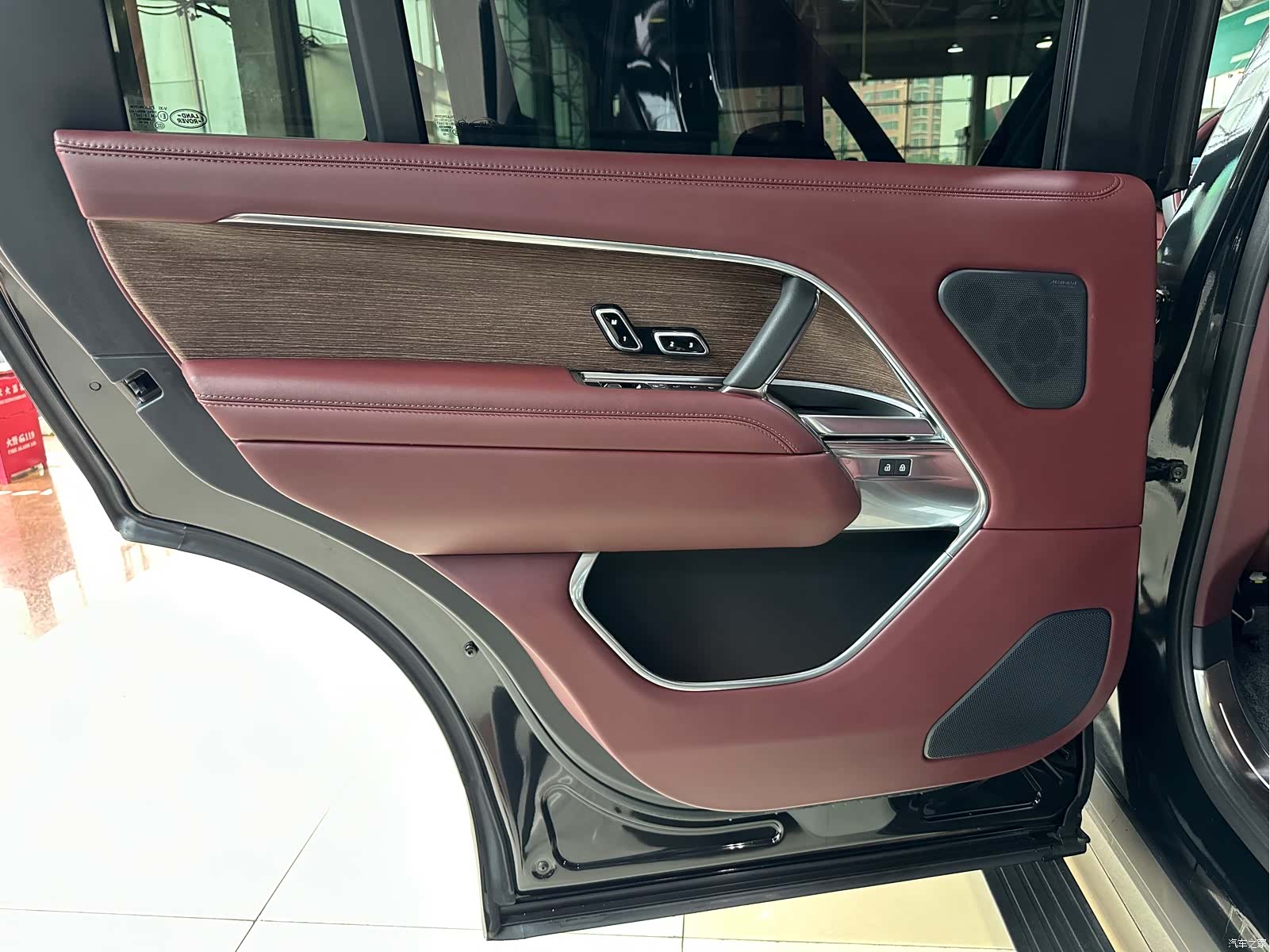 Land Rover Range Rover, 2025 16