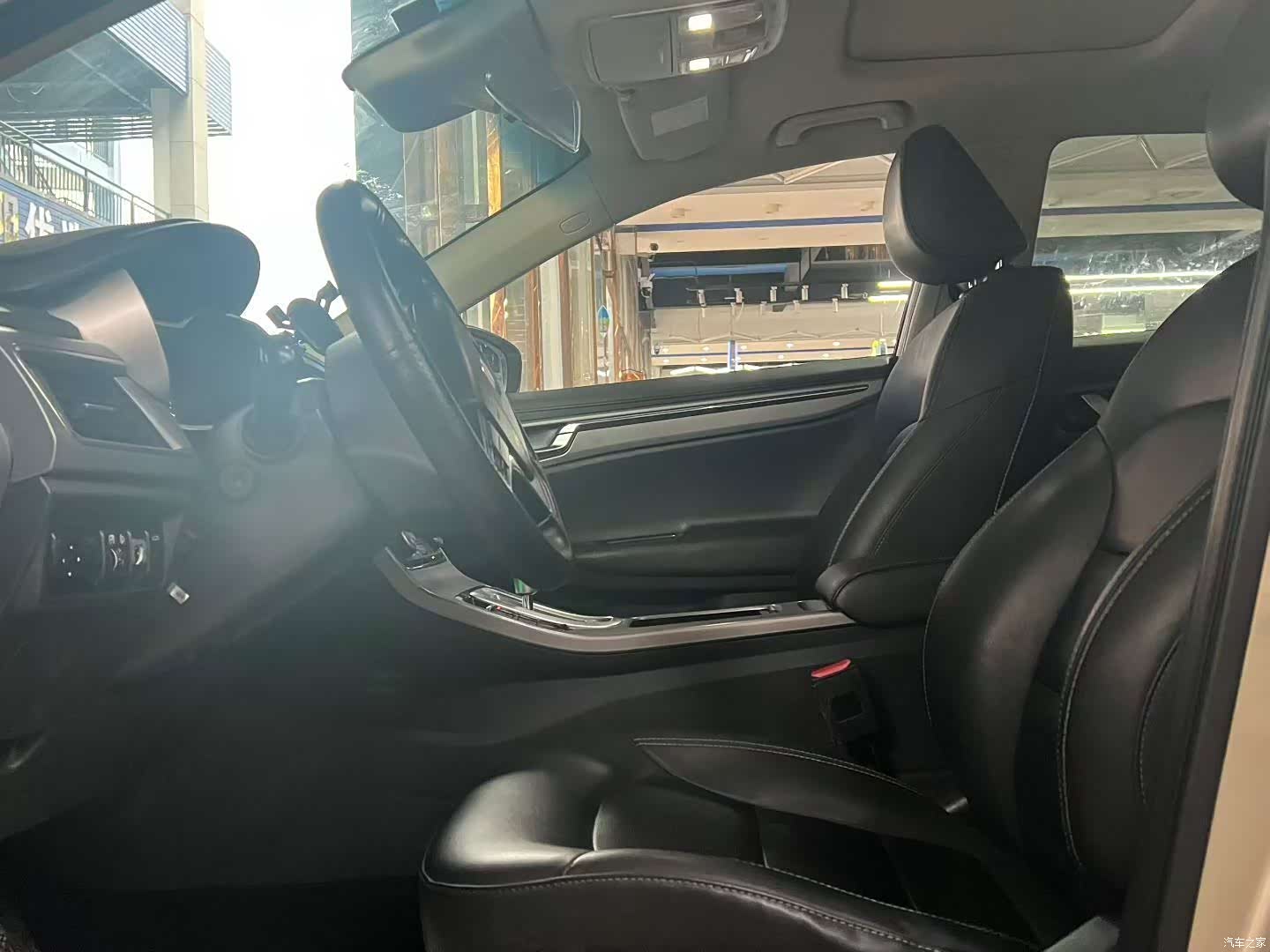 Geely Emgrand, 2019 4