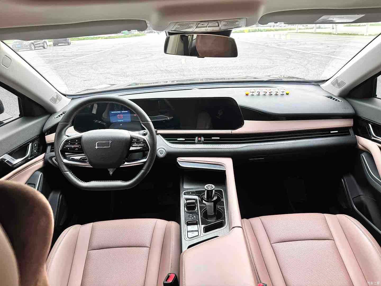 Bestune B70, 2024 все фото