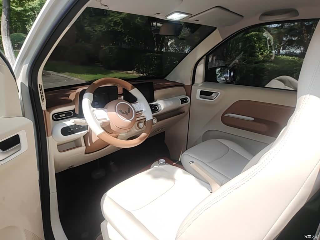 Wuling MINIEV, 2024 16
