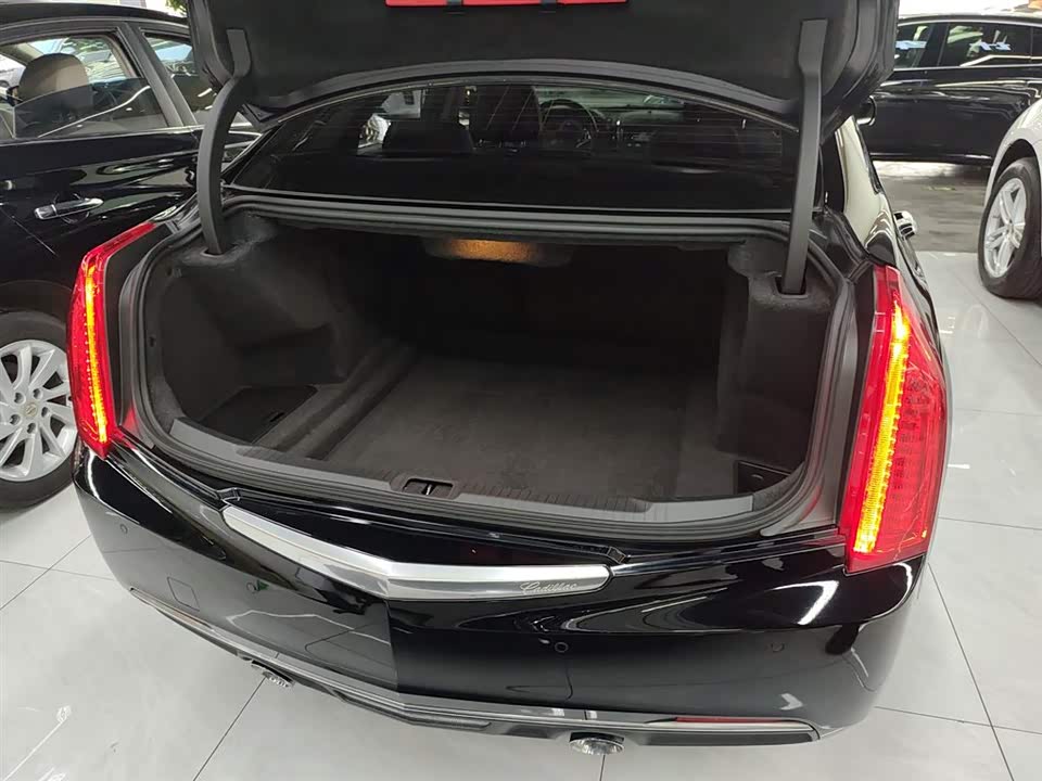 Cadillac ATS-L