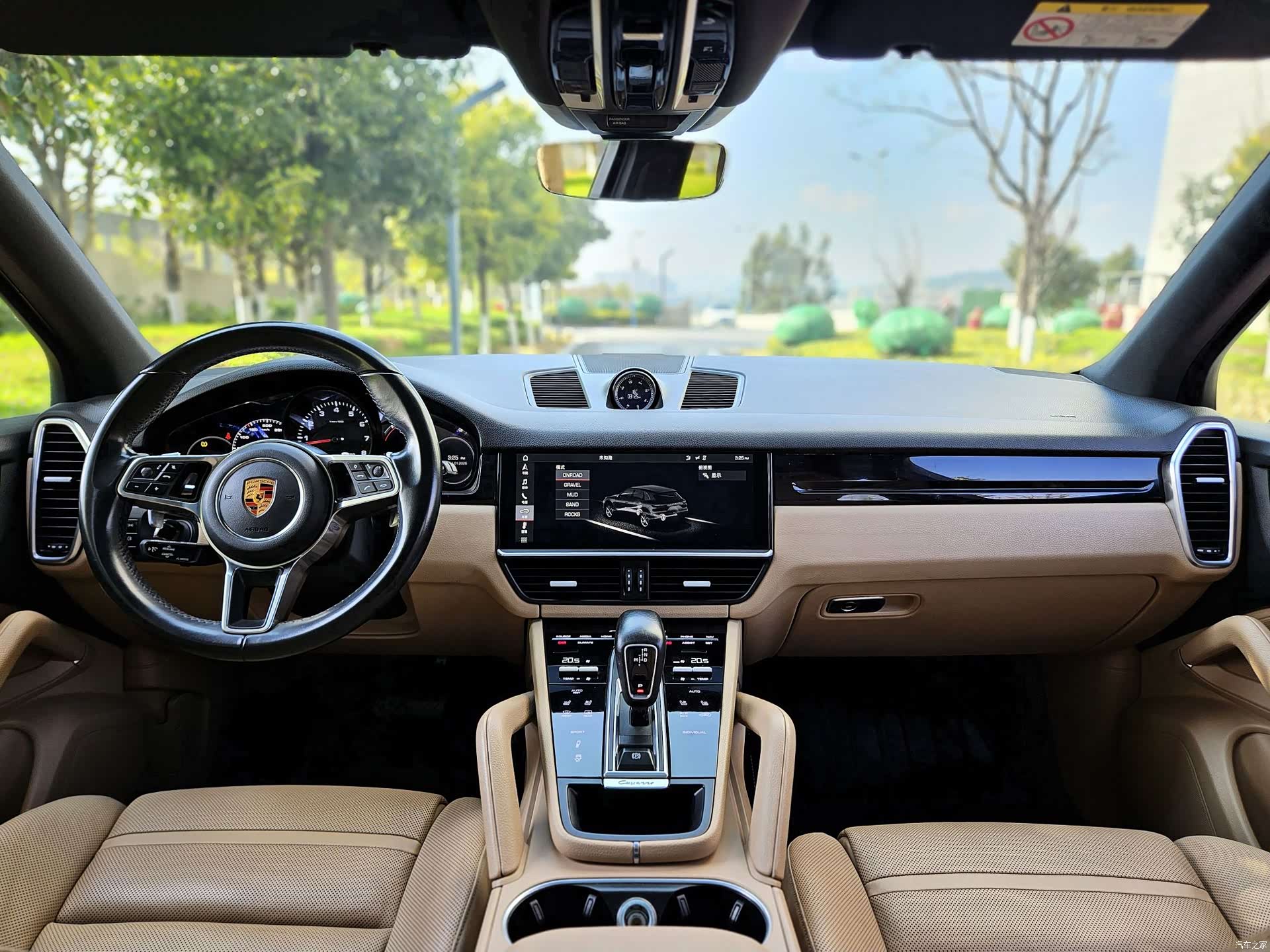 Porsche Cayenne, 2018 все фото