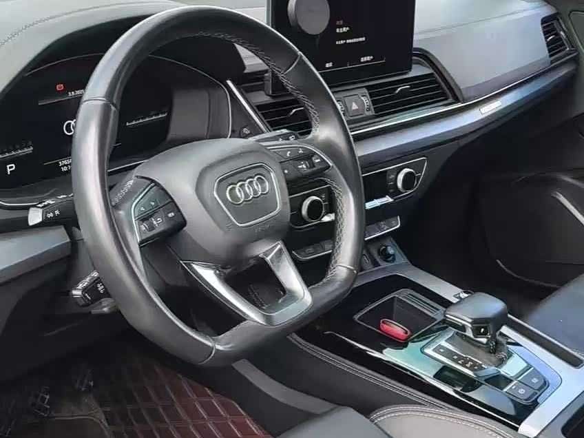 Audi Q5L Sportback