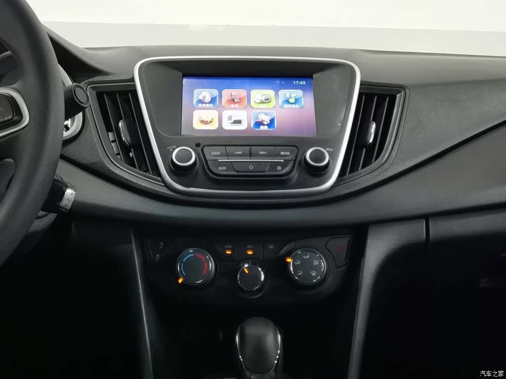 Chevrolet 320, 2018 12
