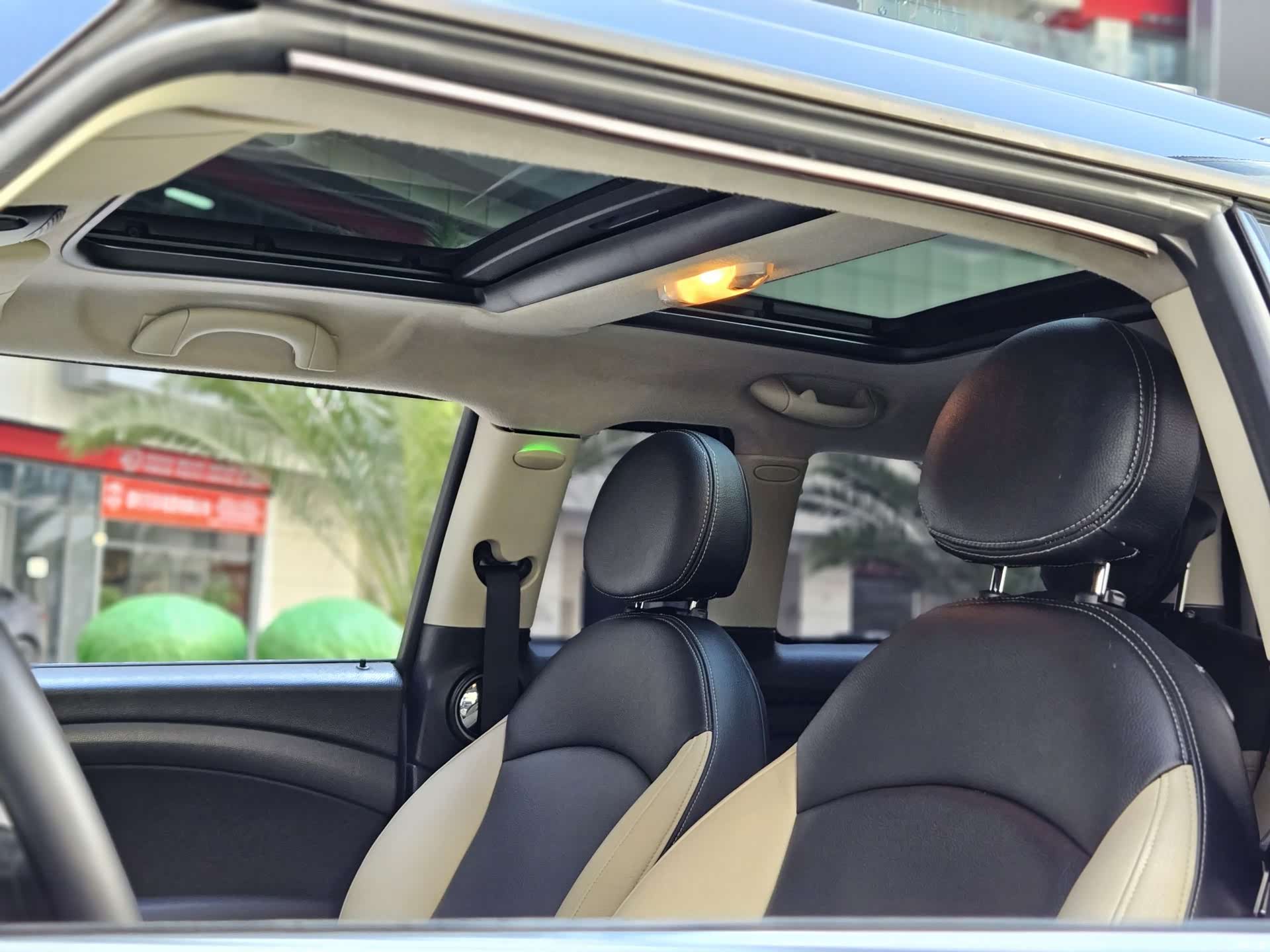 Mini Clubman, 2012 18