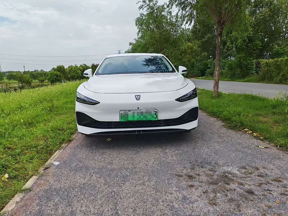 Roewe D7