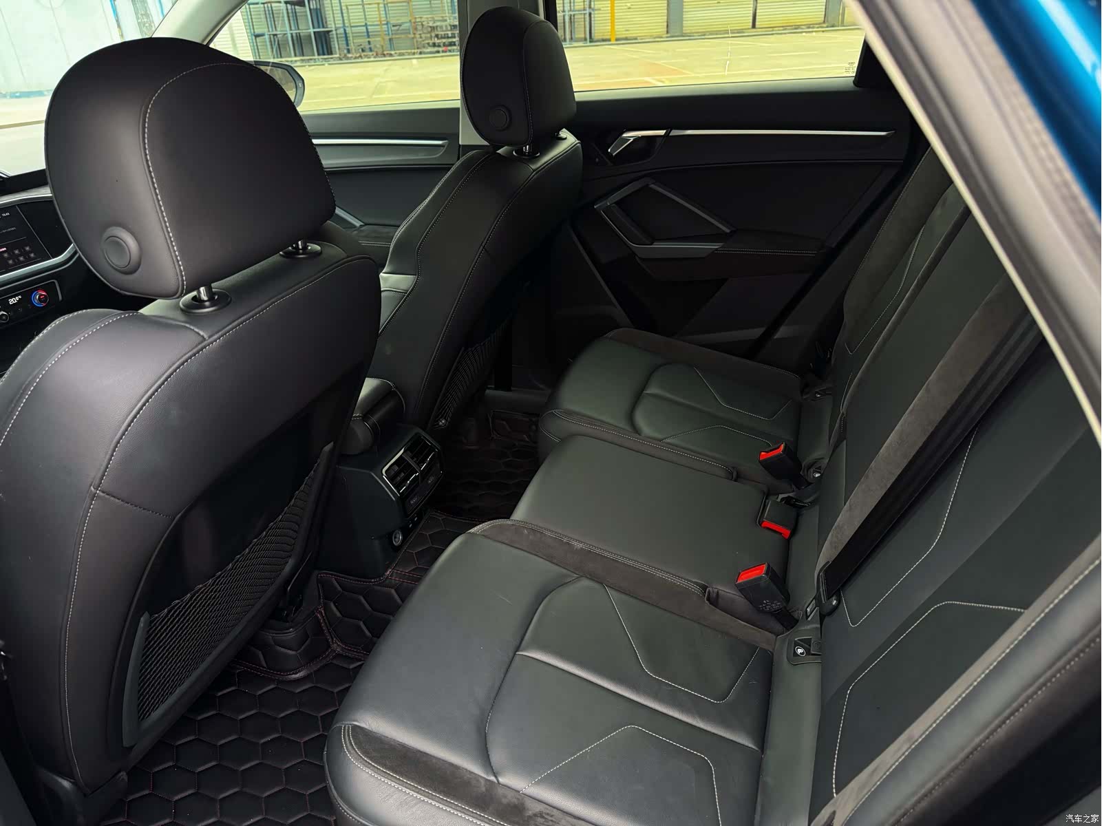 Audi Q3, 2023 15