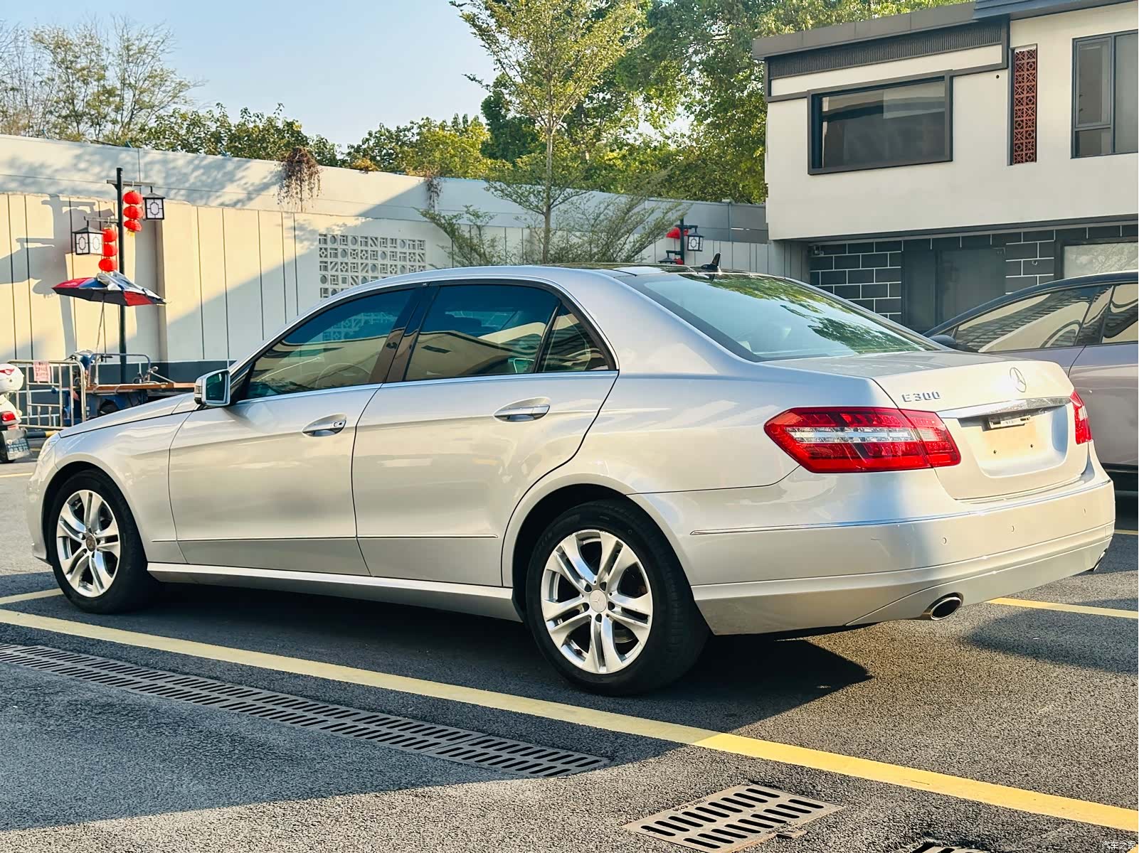 Mercedes-Benz E-Class, 2010 6