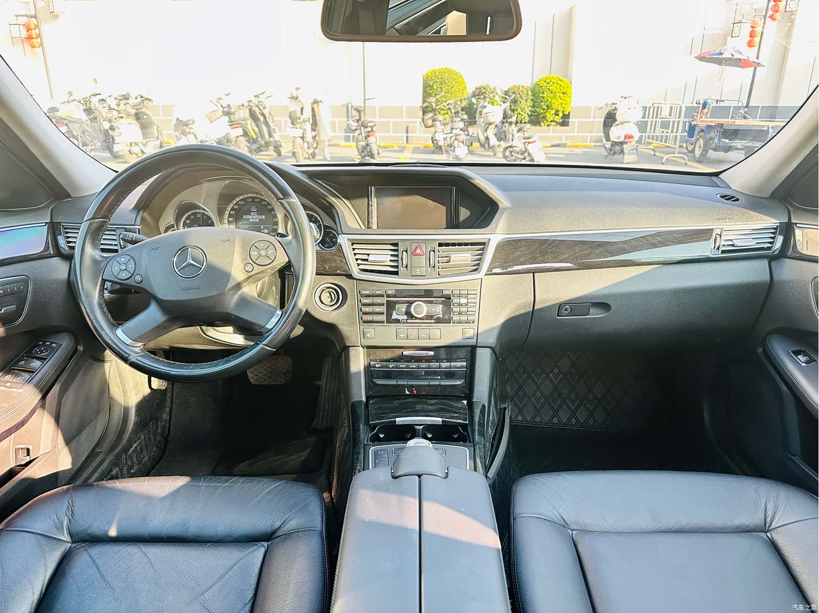 Mercedes-Benz E-Class, 2010 18