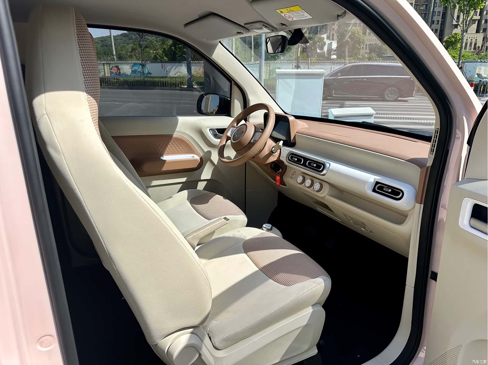 Wuling MINIEV, 2025 14