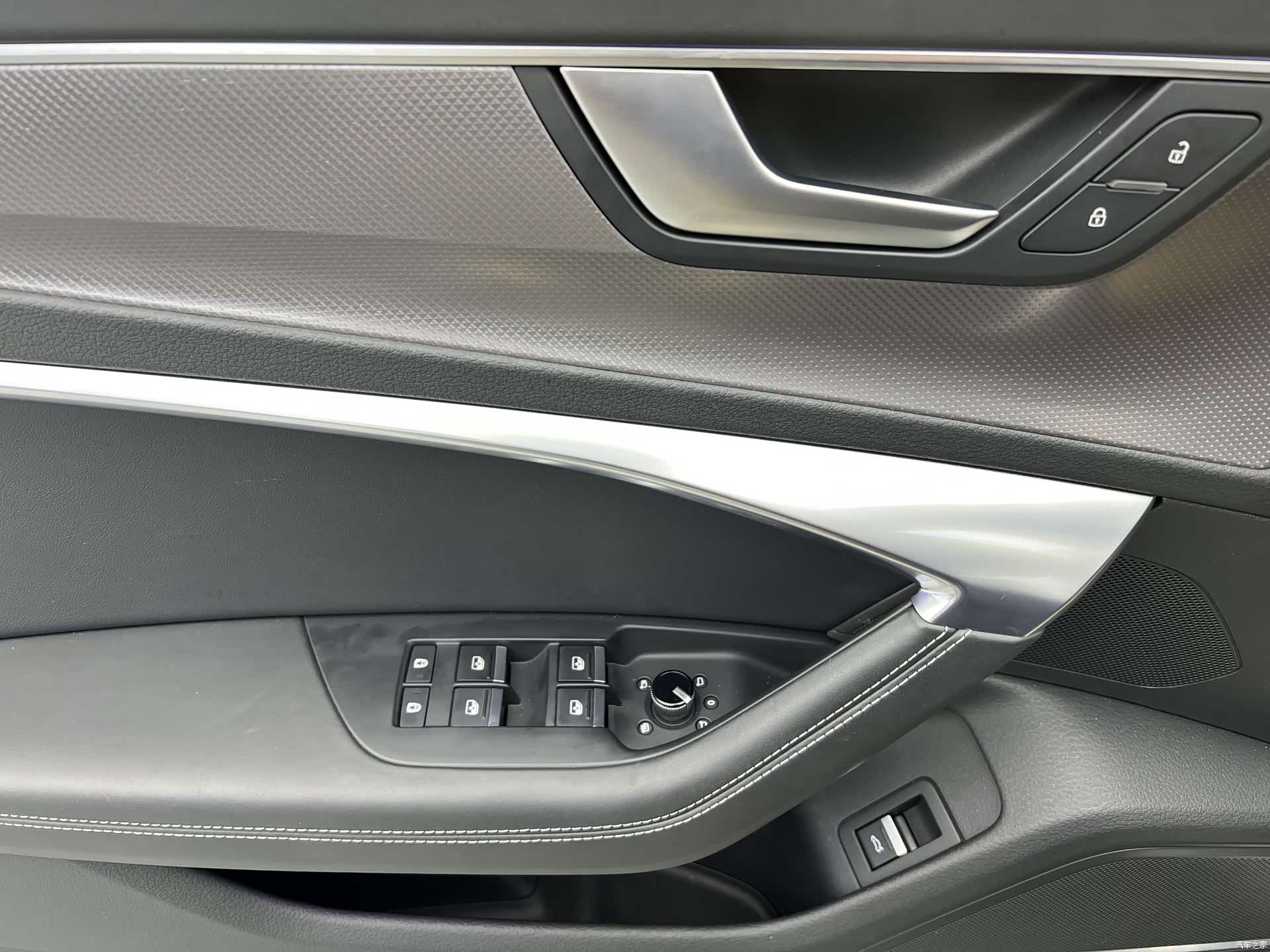 Audi A6L, 2020 все фото