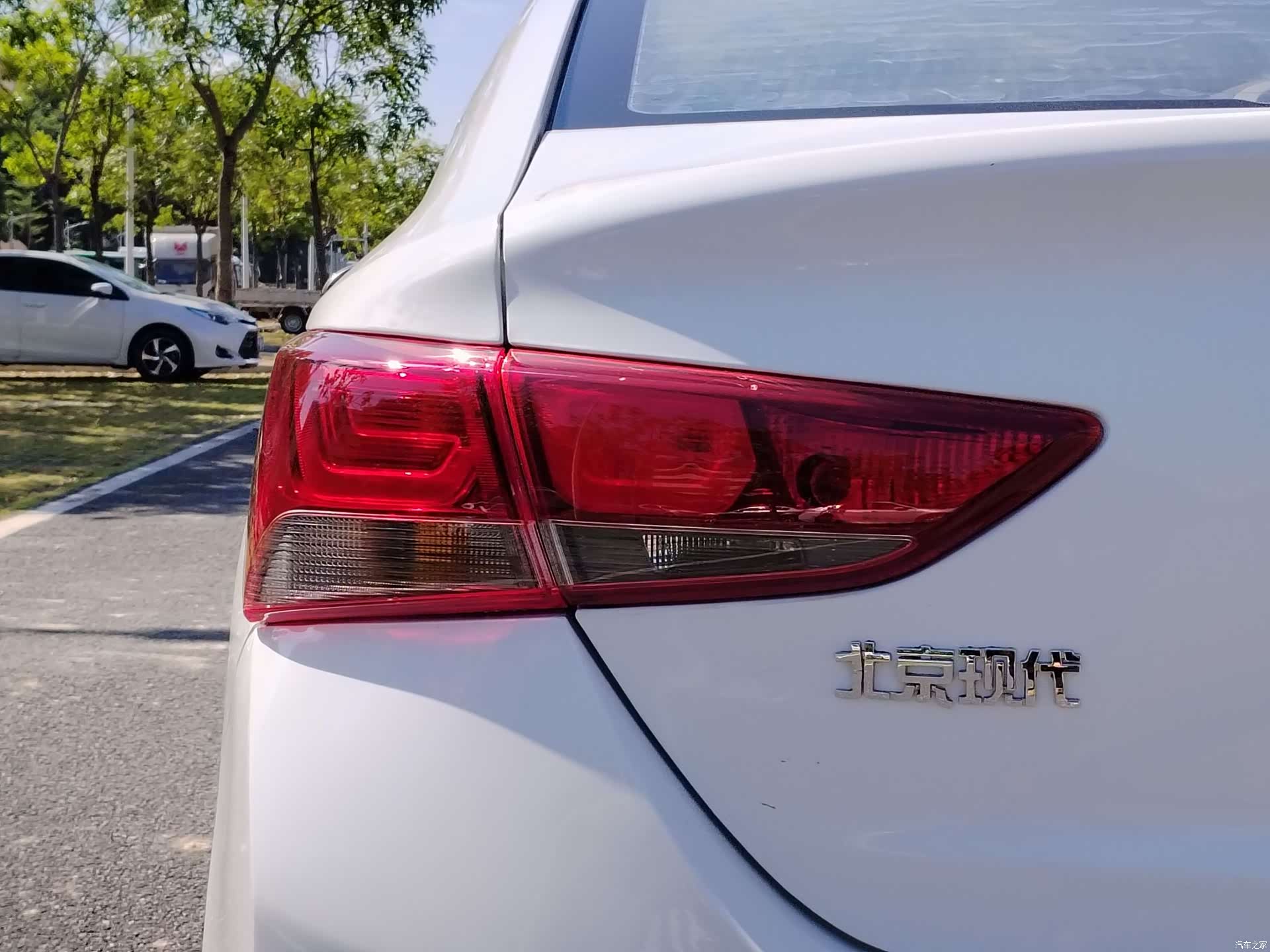 Hyundai GLS, 2017 9