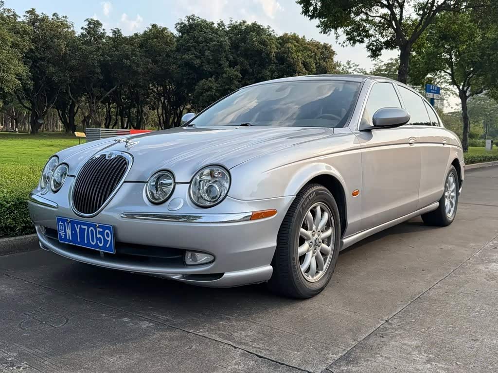 Jaguar S-Type
