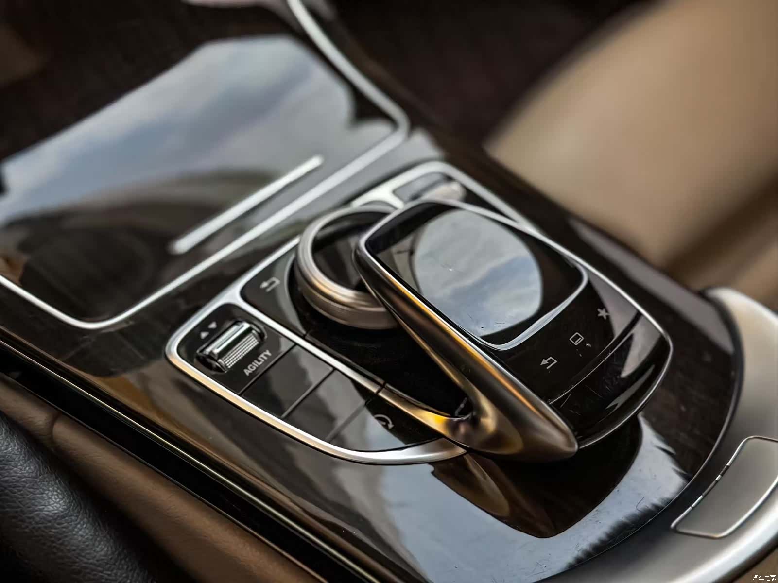Mercedes-Benz C-Class, 2016 9