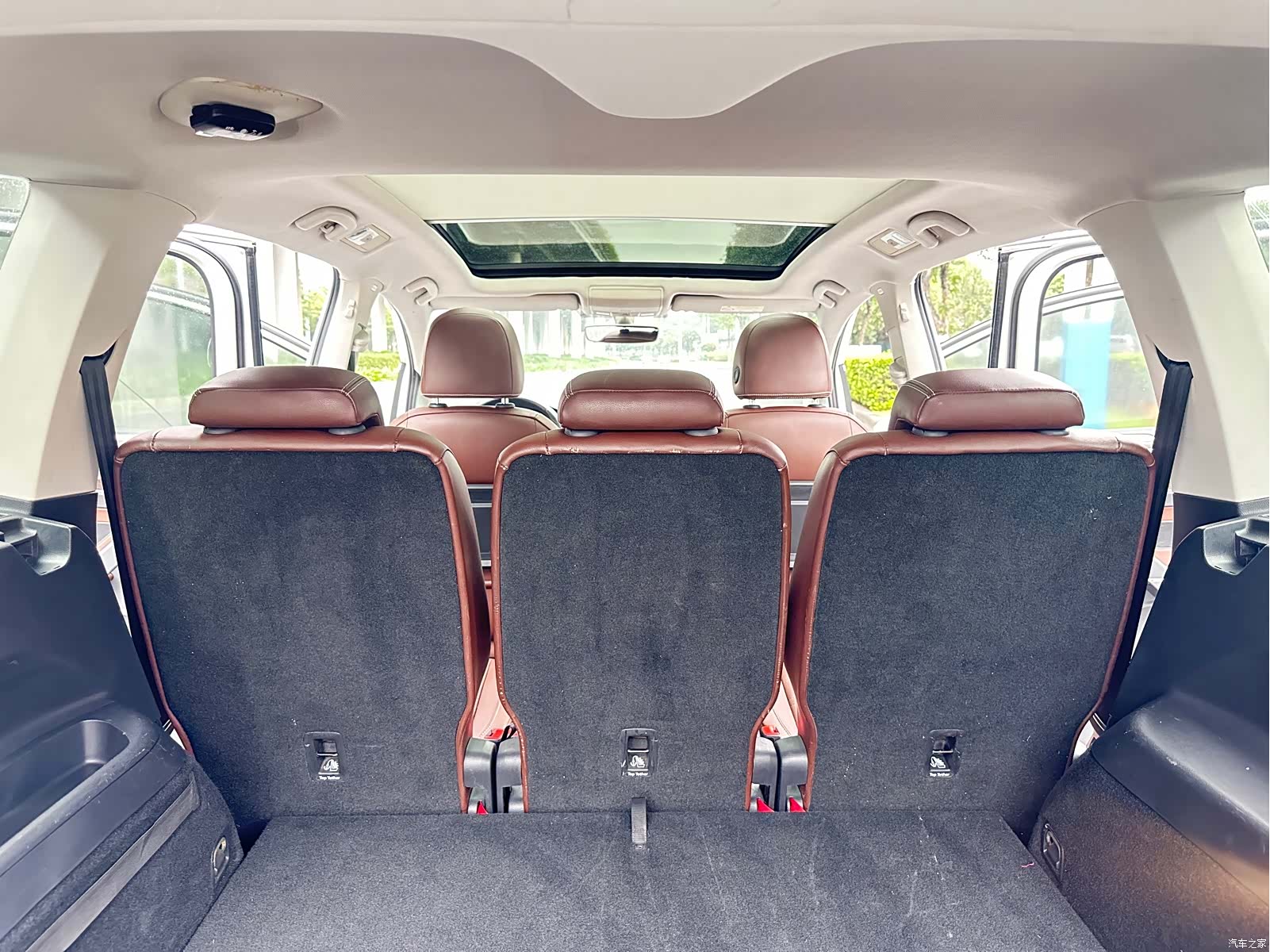 Volkswagen L, 2016 14