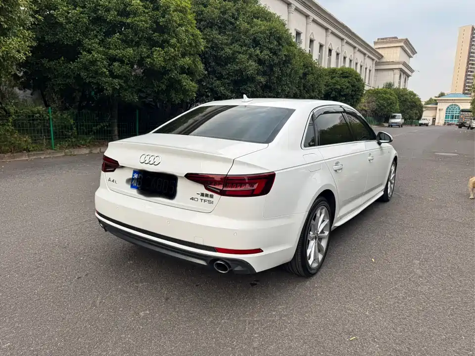 Audi A4L