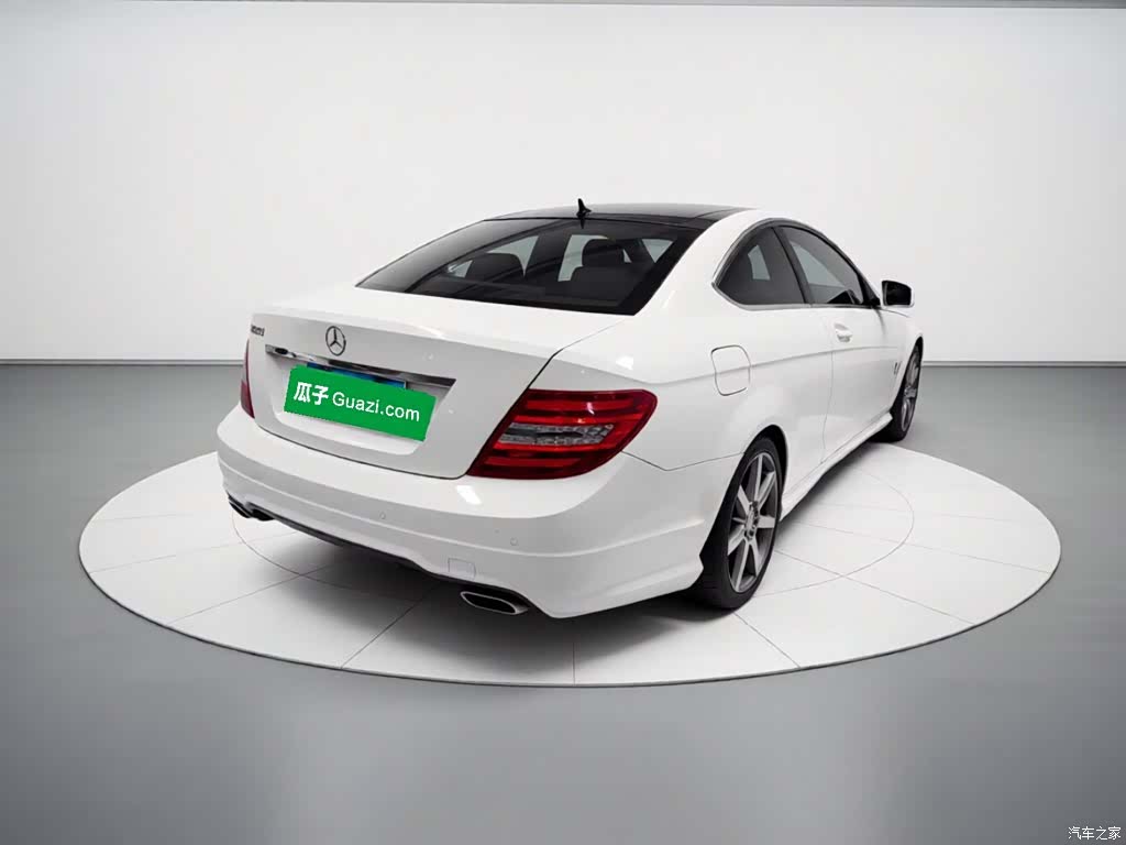 Mercedes-Benz C-Class, 2015 4