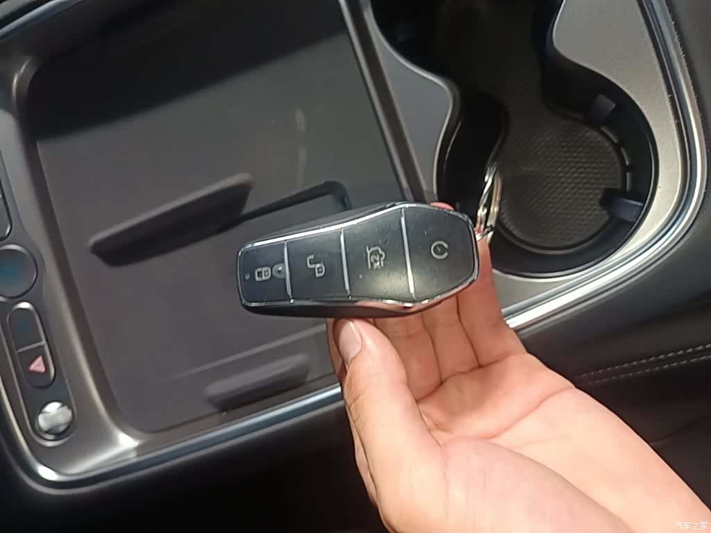 BYD HiAce, 2025 9