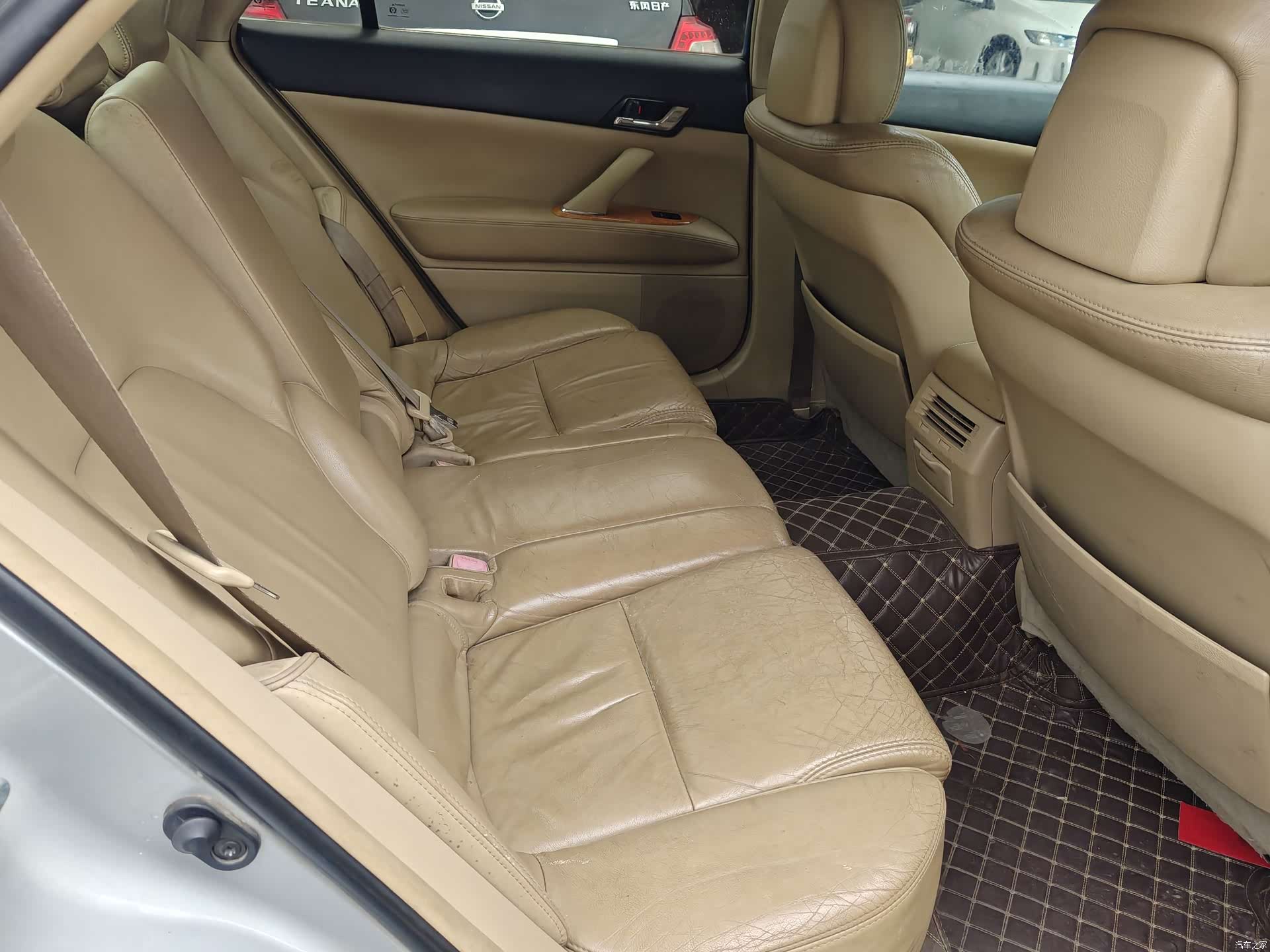 Toyota 2.5V, 2006 30