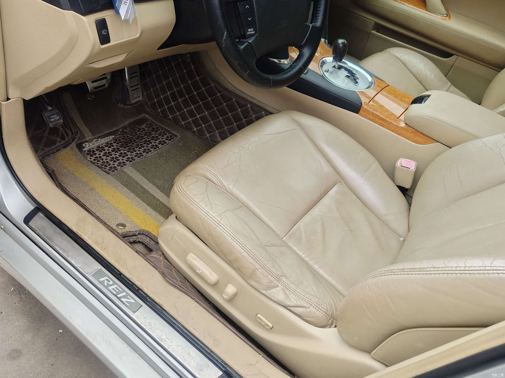 Toyota 2.5V, 2006 49