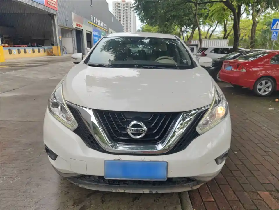 Nissan Loulan