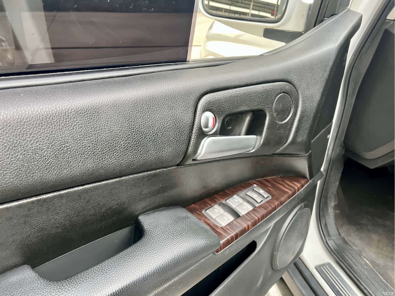 Roewe W5, 2015 все фото