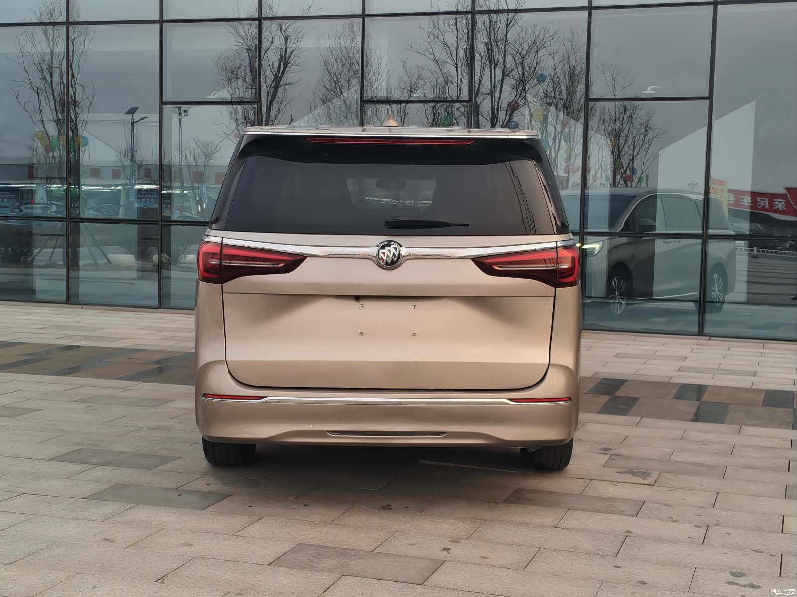 Buick GL8, 2023 все фото