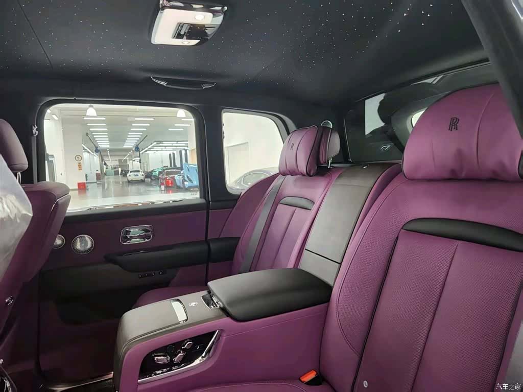 Rolls-Royce Cullinan, 2023 6
